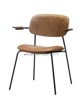 Мягкая сумка из массива дерева и искусственной кожи с подлокотниками Домашний обеденный стул Современный минималистичный письменный стул Модная Дизайнерская спинка стула